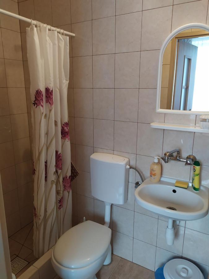 Pokoje Goscinne Renusz Waclaw Wladyslawowo Bagian luar foto